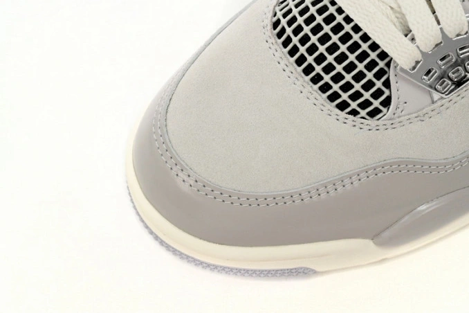 Bmlin 4 WMNS Jordan Moments Frozen Air AQ9129-001 0706